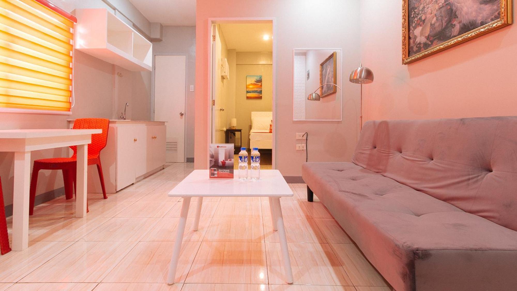 فندق Reddoorz Near Christ The King Medical Center Las Piñas المظهر الخارجي الصورة