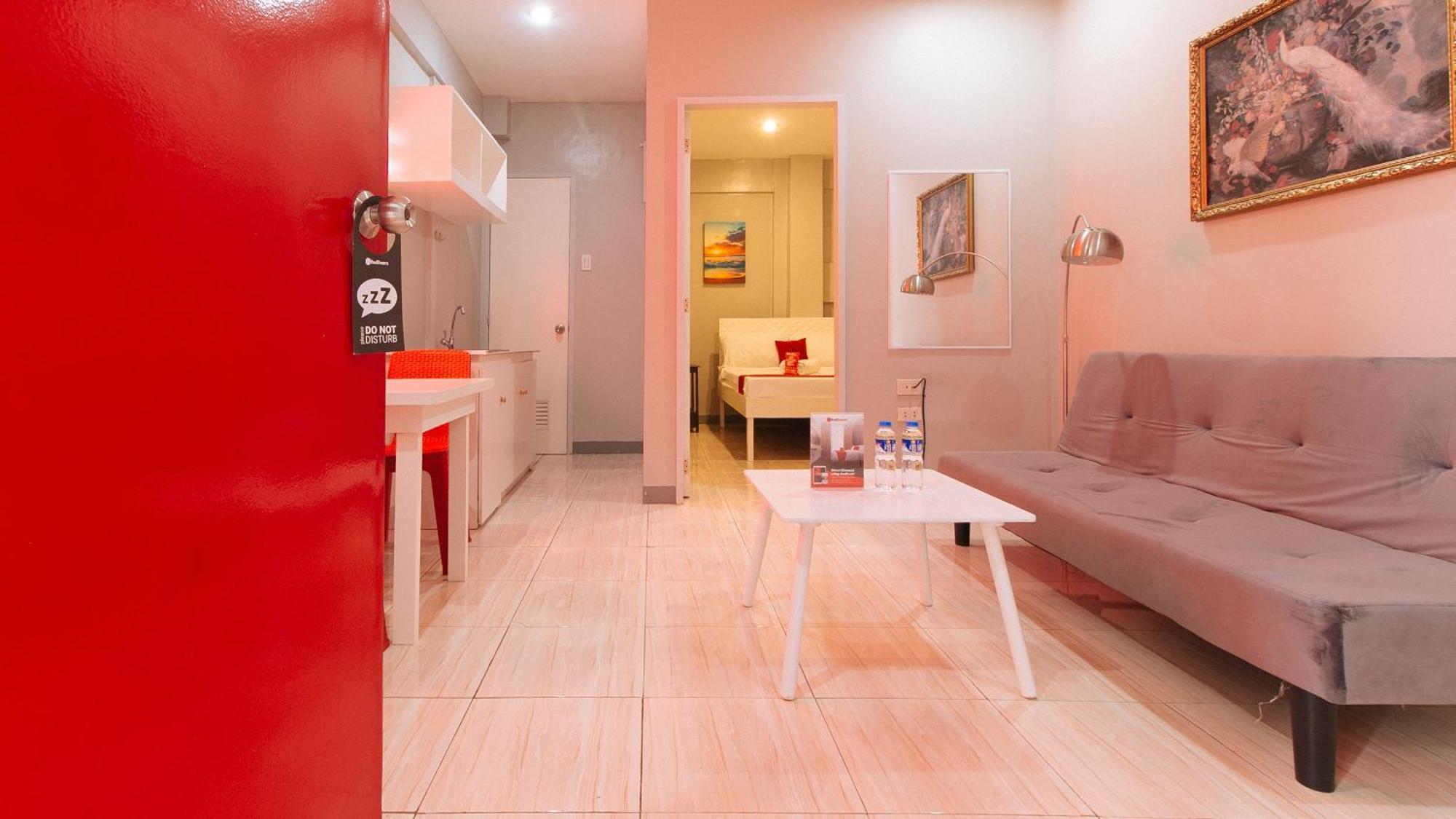 فندق Reddoorz Near Christ The King Medical Center Las Piñas المظهر الخارجي الصورة
