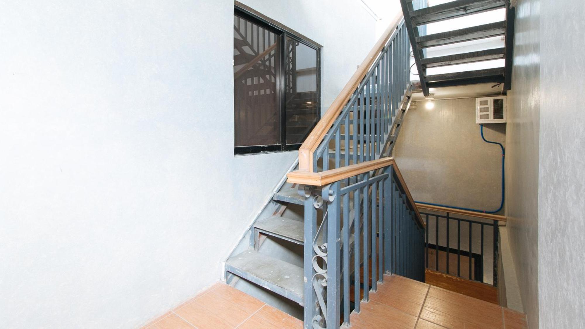 فندق Reddoorz Near Christ The King Medical Center Las Piñas المظهر الخارجي الصورة
