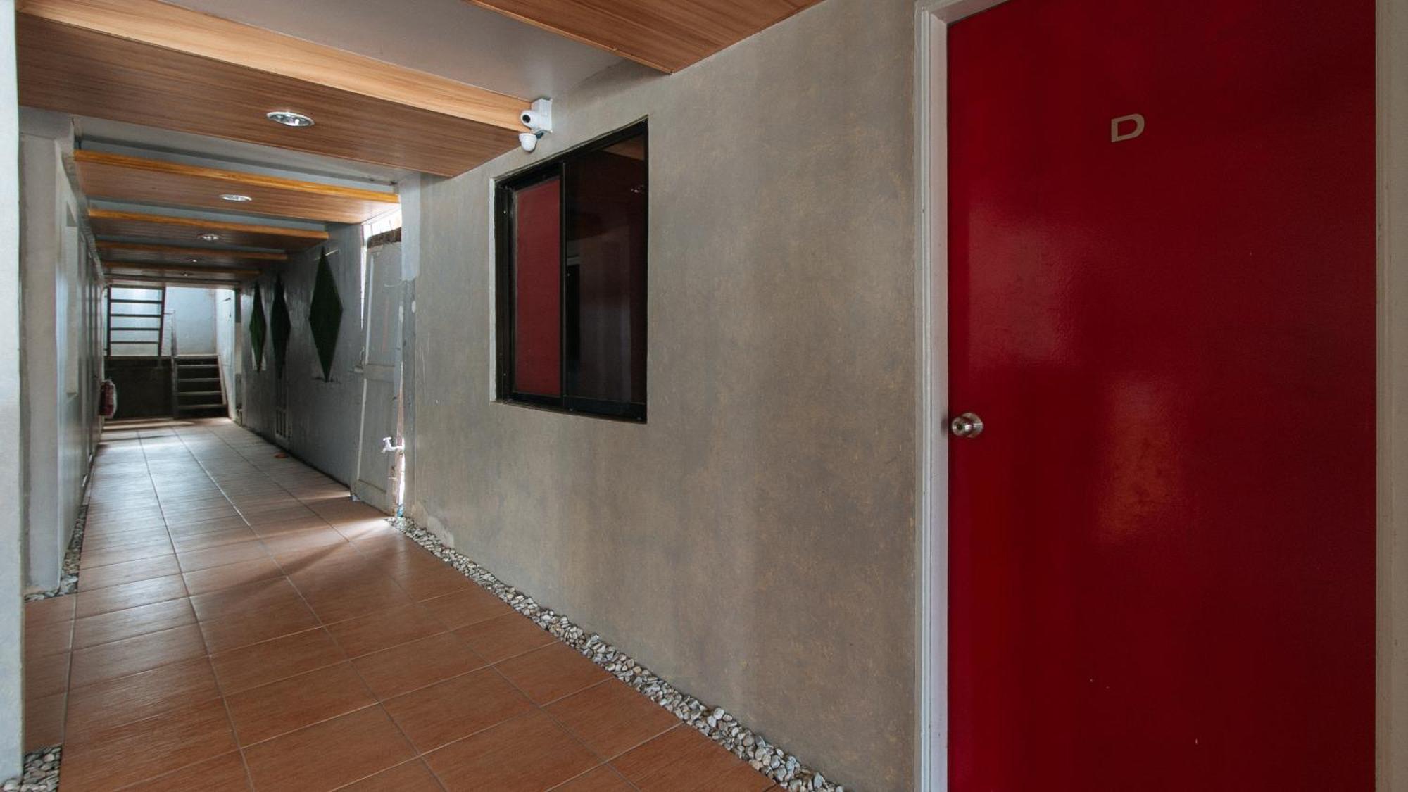 فندق Reddoorz Near Christ The King Medical Center Las Piñas المظهر الخارجي الصورة